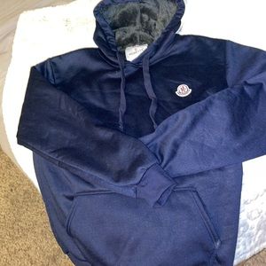 Beautifully lined Moncler hoodie medium